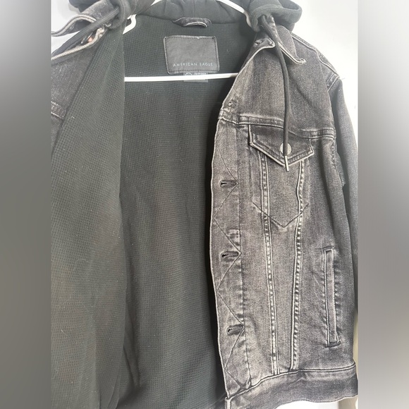 American Eagle black hooded denim jacket. Size XS - Picture 2 of 9